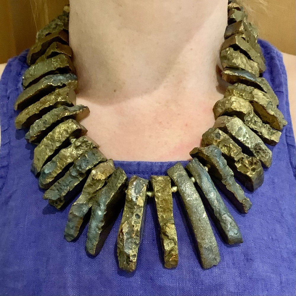 Gold-toned stone necklace